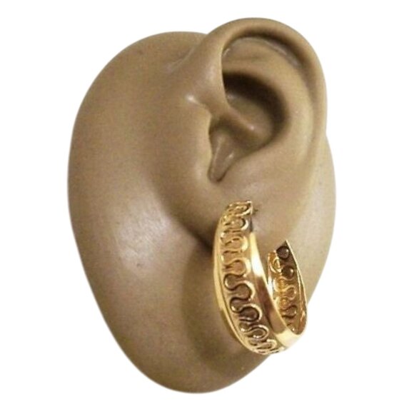Avon Wave Lined Hoops Pierced Post Stud Earrings Gold Tone - Picture 3 of 5